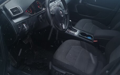 Volkswagen Passat B7, 2011 год, 790 000 рублей, 11 фотография