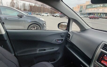 Toyota Ractis II, 2011 год, 980 000 рублей, 15 фотография