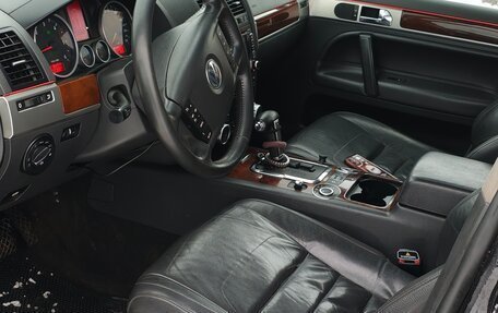 Volkswagen Touareg III, 2010 год, 1 150 000 рублей, 24 фотография