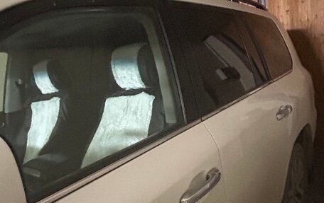 Toyota Land Cruiser 200, 2017 год, 8 500 000 рублей, 6 фотография