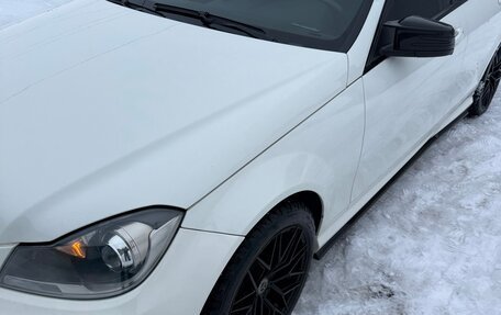 Mercedes-Benz C-Класс, 2011 год, 1 980 000 рублей, 3 фотография