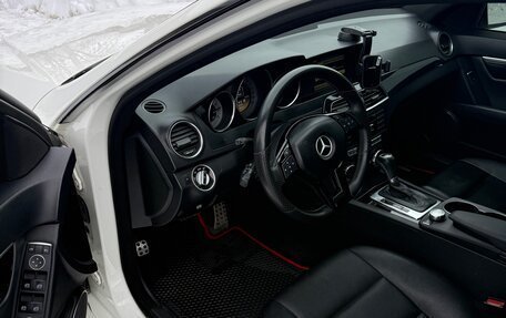 Mercedes-Benz C-Класс, 2011 год, 1 980 000 рублей, 29 фотография