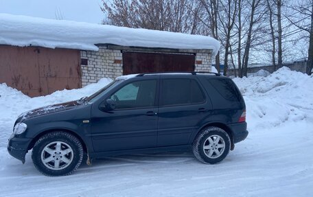 Mercedes-Benz M-Класс, 2000 год, 470 000 рублей, 2 фотография