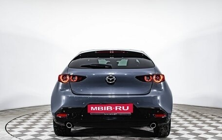Mazda 3, 2019 год, 2 300 000 рублей, 4 фотография