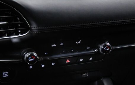 Mazda 3, 2019 год, 2 300 000 рублей, 22 фотография