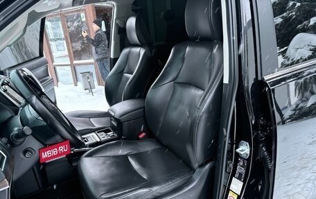 Toyota Land Cruiser Prado 150 рестайлинг 2, 2018 год, 5 150 000 рублей, 13 фотография