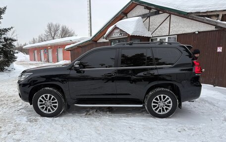 Toyota Land Cruiser Prado 150 рестайлинг 2, 2018 год, 5 150 000 рублей, 36 фотография