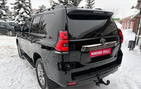 Toyota Land Cruiser Prado 150 рестайлинг 2, 2018 год, 5 150 000 рублей, 34 фотография