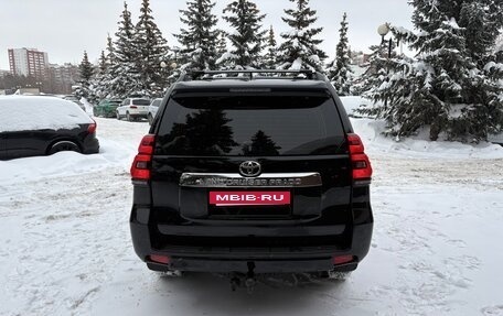 Toyota Land Cruiser Prado 150 рестайлинг 2, 2018 год, 5 150 000 рублей, 37 фотография