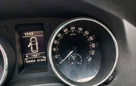 Skoda Yeti I рестайлинг, 2012 год, 1 000 000 рублей, 8 фотография