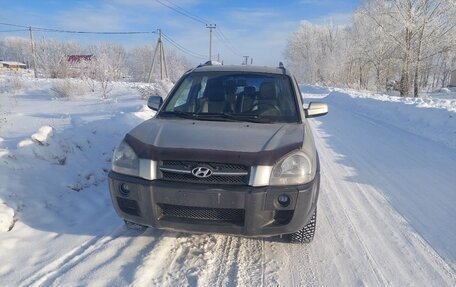 Hyundai Tucson III, 2005 год, 730 000 рублей, 2 фотография