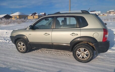 Hyundai Tucson III, 2005 год, 730 000 рублей, 4 фотография