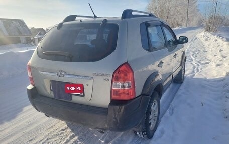 Hyundai Tucson III, 2005 год, 730 000 рублей, 7 фотография