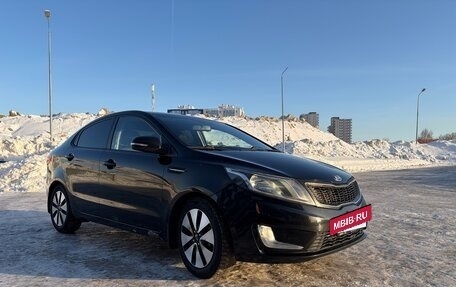 KIA Rio III рестайлинг, 2013 год, 950 000 рублей, 2 фотография