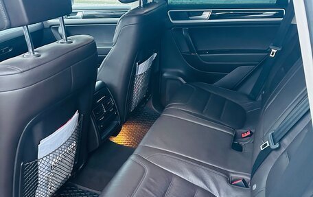 Volkswagen Touareg III, 2017 год, 3 750 000 рублей, 11 фотография