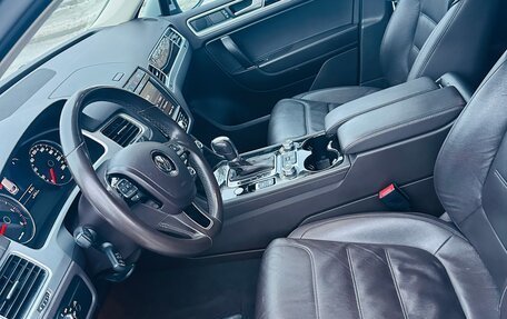 Volkswagen Touareg III, 2017 год, 3 750 000 рублей, 12 фотография