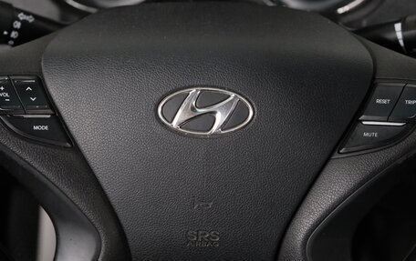 Hyundai Sonata VI, 2012 год, 779 000 рублей, 13 фотография