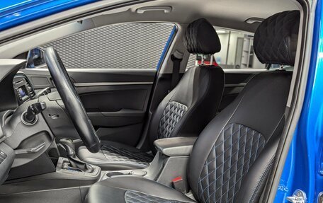 Hyundai Elantra VI рестайлинг, 2017 год, 1 345 000 рублей, 12 фотография