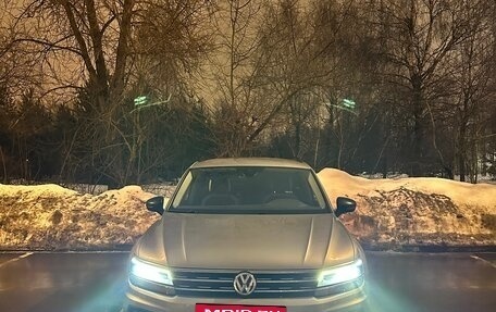 Volkswagen Tiguan II, 2019 год, 2 900 000 рублей, 5 фотография