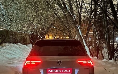 Volkswagen Tiguan II, 2019 год, 2 900 000 рублей, 4 фотография