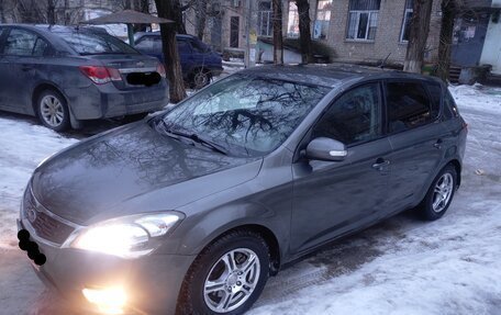 KIA cee'd I рестайлинг, 2010 год, 750 000 рублей, 2 фотография