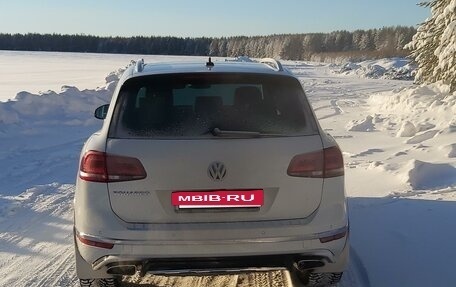 Volkswagen Touareg III, 2017 год, 3 650 000 рублей, 4 фотография