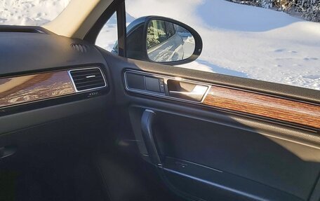 Volkswagen Touareg III, 2017 год, 3 650 000 рублей, 12 фотография