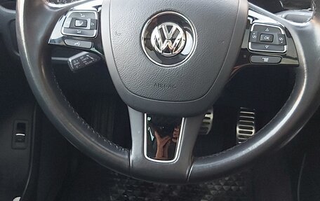 Volkswagen Touareg III, 2017 год, 3 650 000 рублей, 9 фотография