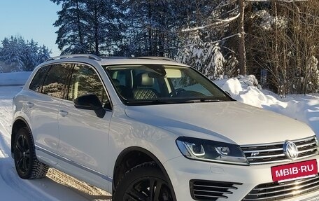 Volkswagen Touareg III, 2017 год, 3 650 000 рублей, 16 фотография