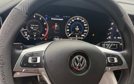 Volkswagen Touareg III, 2020 год, 4 800 000 рублей, 15 фотография