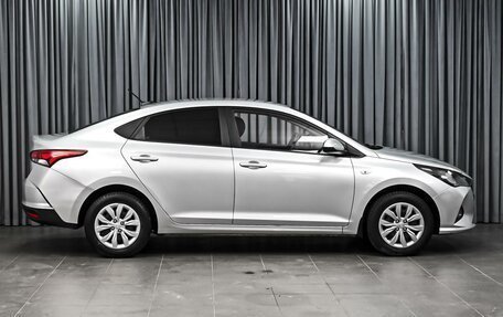 Hyundai Solaris II рестайлинг, 2021 год, 1 645 000 рублей, 5 фотография