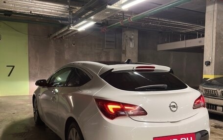 Opel Astra J, 2014 год, 870 000 рублей, 5 фотография