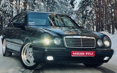Mercedes-Benz E-Класс, 1998 год, 460 000 рублей, 1 фотография