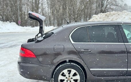 Skoda Superb III рестайлинг, 2009 год, 750 000 рублей, 7 фотография