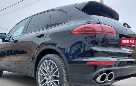 Porsche Cayenne III, 2015 год, 2 680 000 рублей, 27 фотография