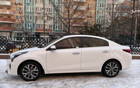 KIA Rio IV, 2022 год, 1 975 000 рублей, 4 фотография