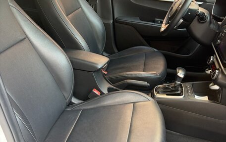 KIA Rio IV, 2022 год, 1 975 000 рублей, 9 фотография