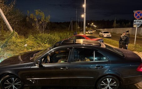 Mercedes-Benz E-Класс, 2004 год, 850 000 рублей, 9 фотография