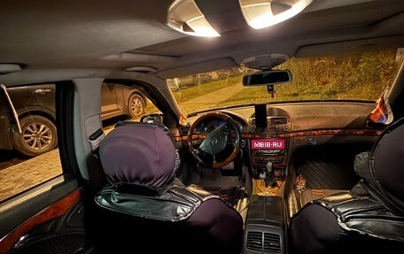 Mercedes-Benz E-Класс, 2004 год, 850 000 рублей, 2 фотография