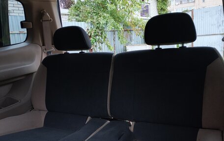 Nissan Serena II, 2003 год, 630 000 рублей, 14 фотография