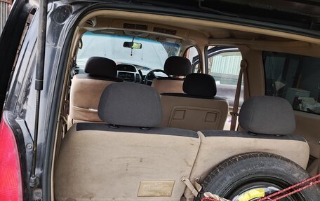 Nissan Serena II, 2003 год, 630 000 рублей, 17 фотография