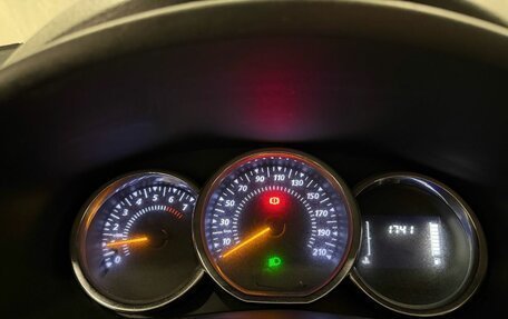 Renault Logan II, 2021 год, 1 099 000 рублей, 13 фотография