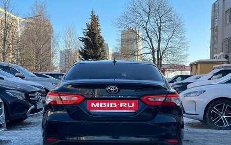Toyota Camry, 2018 год, 2 649 000 рублей, 6 фотография