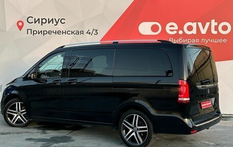 Mercedes-Benz V-Класс, 2018 год, 4 650 000 рублей, 4 фотография