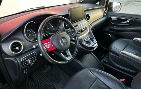 Mercedes-Benz V-Класс, 2018 год, 4 650 000 рублей, 7 фотография