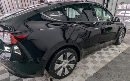 Tesla Model Y I, 2021 год, 3 700 000 рублей, 4 фотография