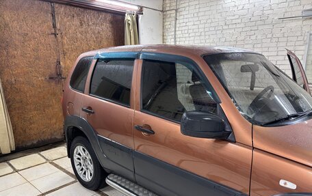 Chevrolet Niva I рестайлинг, 2018 год, 850 000 рублей, 8 фотография