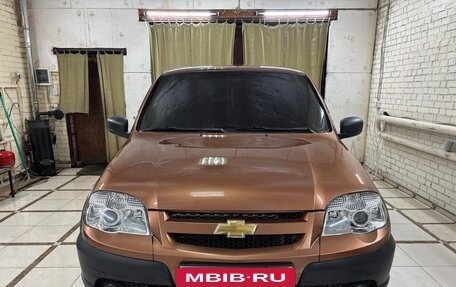 Chevrolet Niva I рестайлинг, 2018 год, 850 000 рублей, 12 фотография