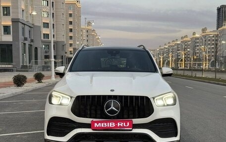Mercedes-Benz GLE, 2019 год, 6 000 000 рублей, 1 фотография
