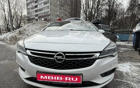 Opel Astra K, 2018 год, 1 300 000 рублей, 1 фотография